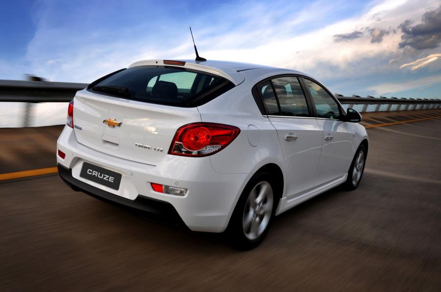  Chevrolet Cruze Sport6 2012 года  (фото 45 из 63)